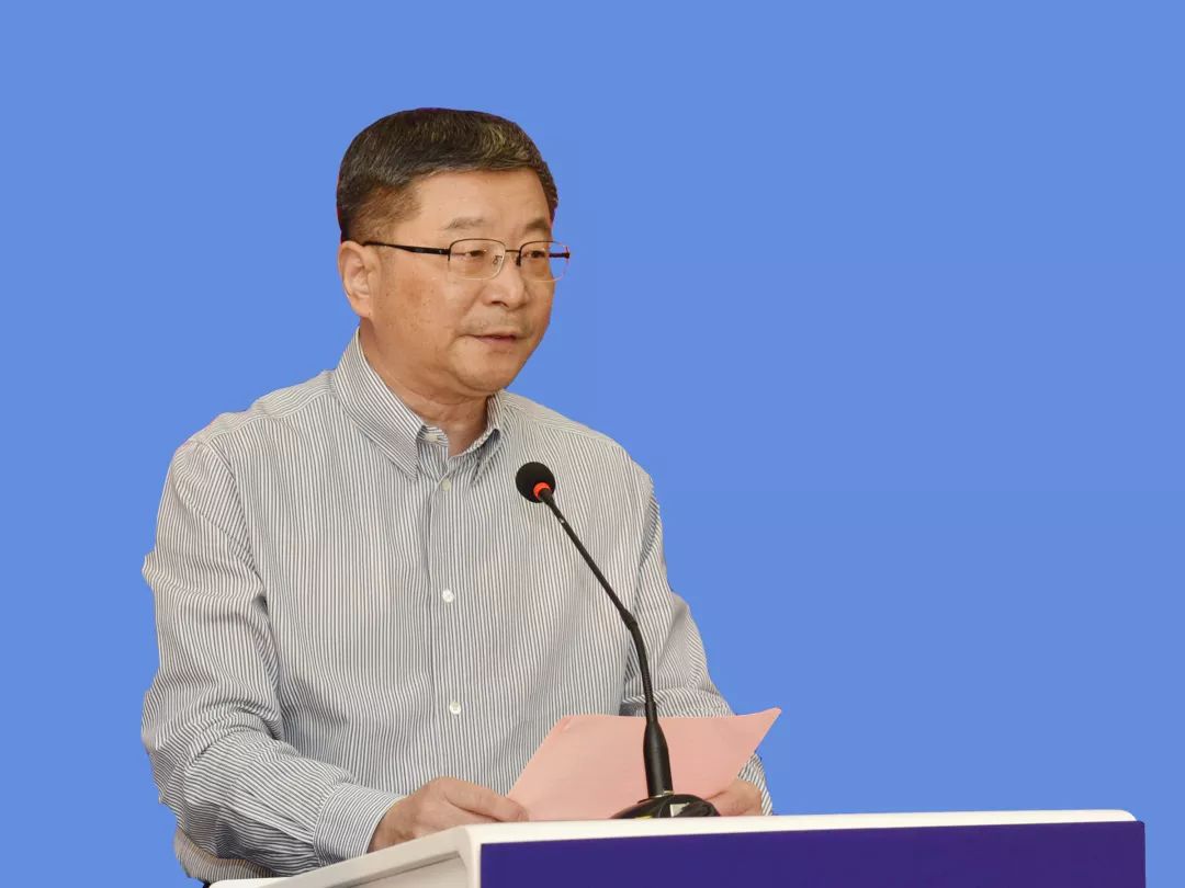 倪学斌致辞闵行区人大常委会副主任,区总工会主席团市委副书记邬斌为