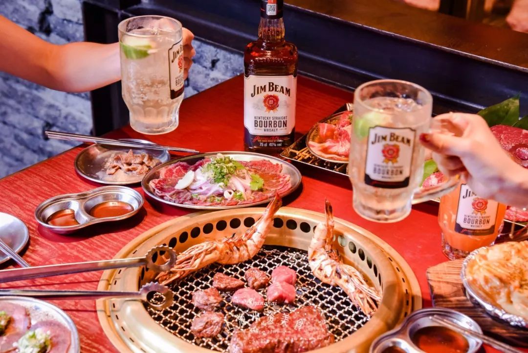 大口吃肉大口喝酒,咕噜咕噜带你清爽一夏