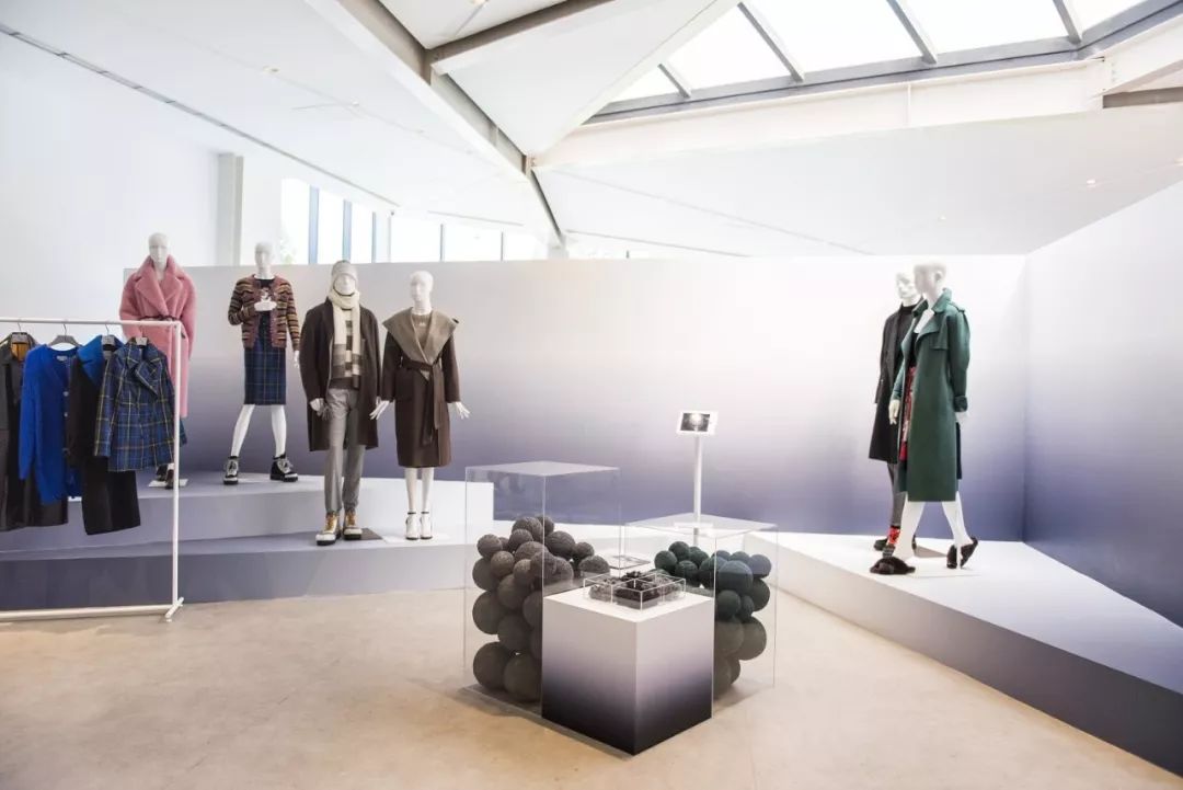 搭配男装店 def334aabc4d4b8e916b68016405813b.jpeg