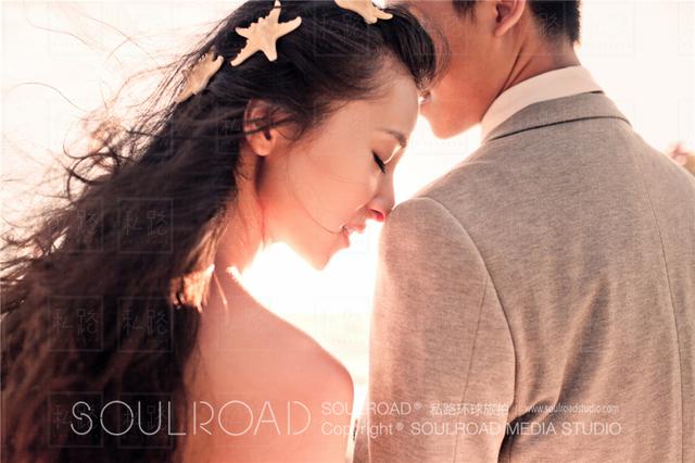 梦境解析，昨晚做梦梦到与男友结婚，他为我带上了戒指——爱的承诺与内心渴望的交织