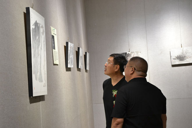 中国画名家作品邀请展暨王汉东美术馆开馆仪式在临沂市文化馆隆重举行