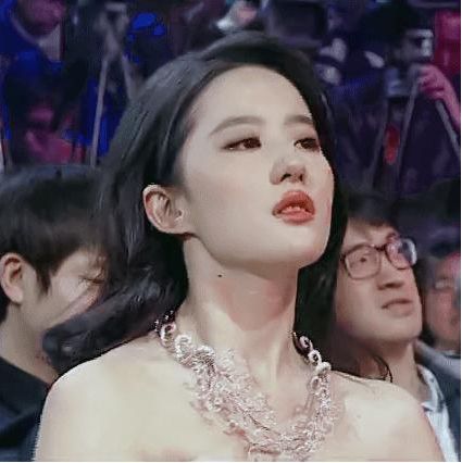 仙女落泪,刘亦菲突然情绪失控瞬间落泪:哭起来比笑时还美 明升88备用网址