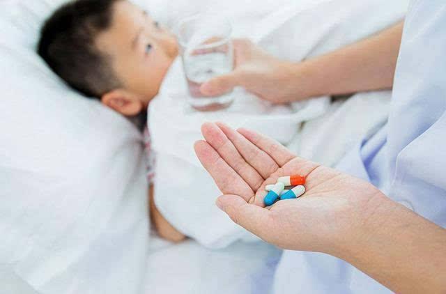                     原创            家长常做的这4件事，是在毁掉孩子的免疫力！现在改还来得及