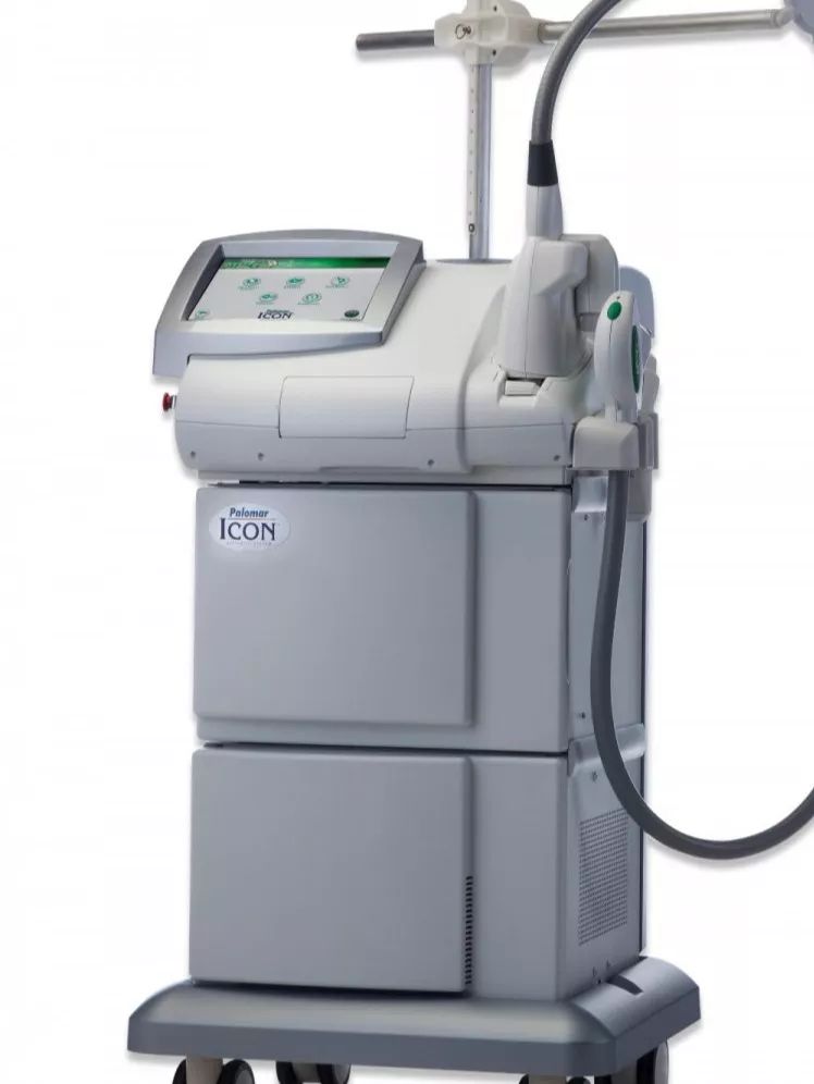 icon飞梭激光icon飞梭激光,同样采用了1540nm黄金波长,但有了icon