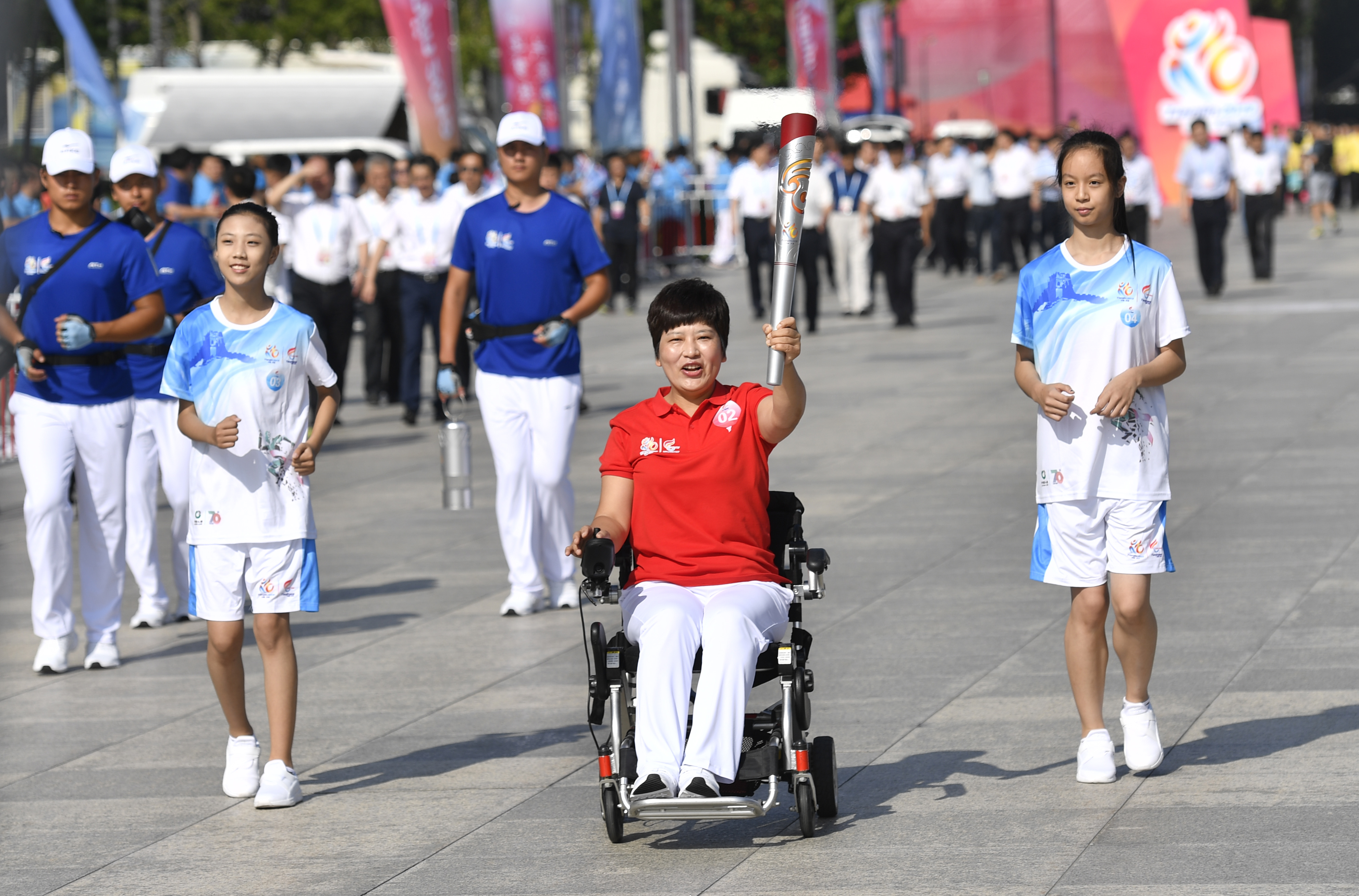 全国第十届残运会暨第七届特奥会圣火采集暨火炬传递起跑仪式在天津