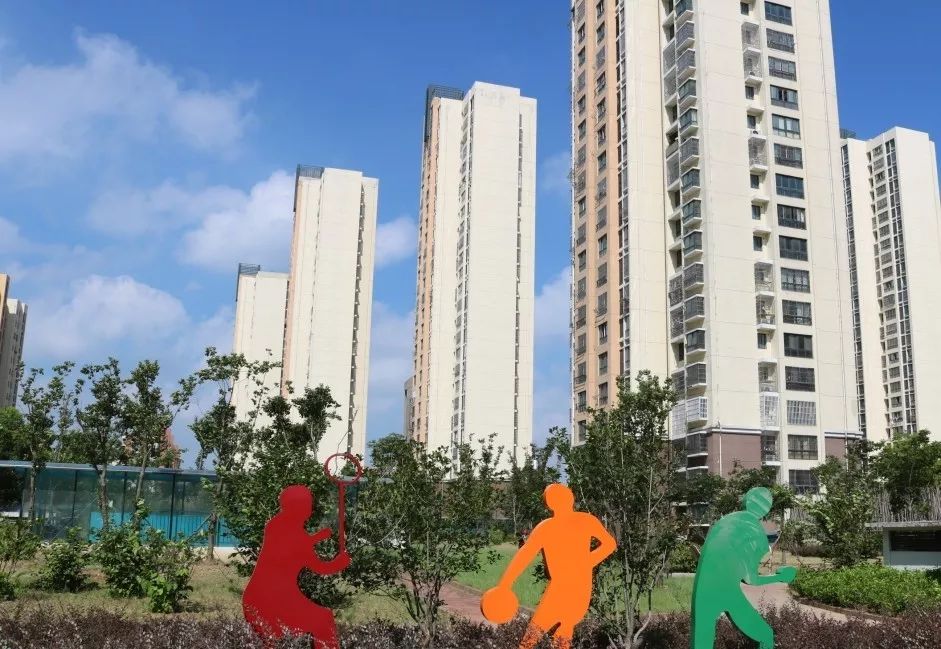 镇江人口新区_镇江新区戴荣林(2)