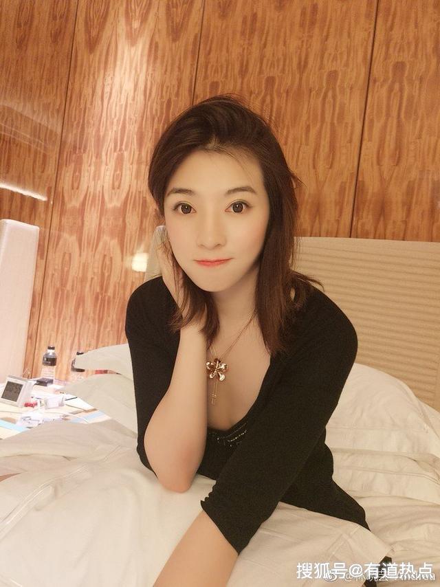 她是真正超级白富美,23岁接掌亿万资本帝国,今身家80亿