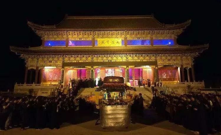 报恩禅寺梁皇宝忏暨盂兰盆法会圆满
