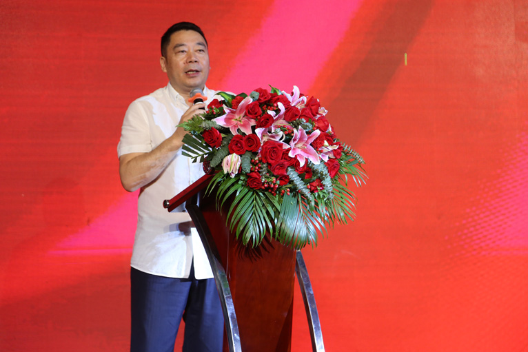 中国纺织品商业协会服装商贸委员会二届三次会员大会圆满落幕