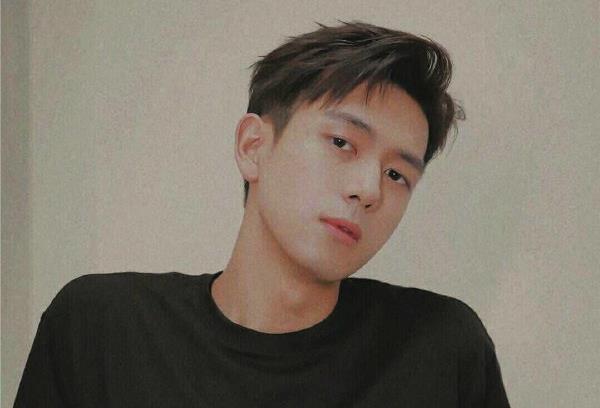 如何变得成熟 高冷 de987c457cec451bae2b4df019c6869c.jpeg