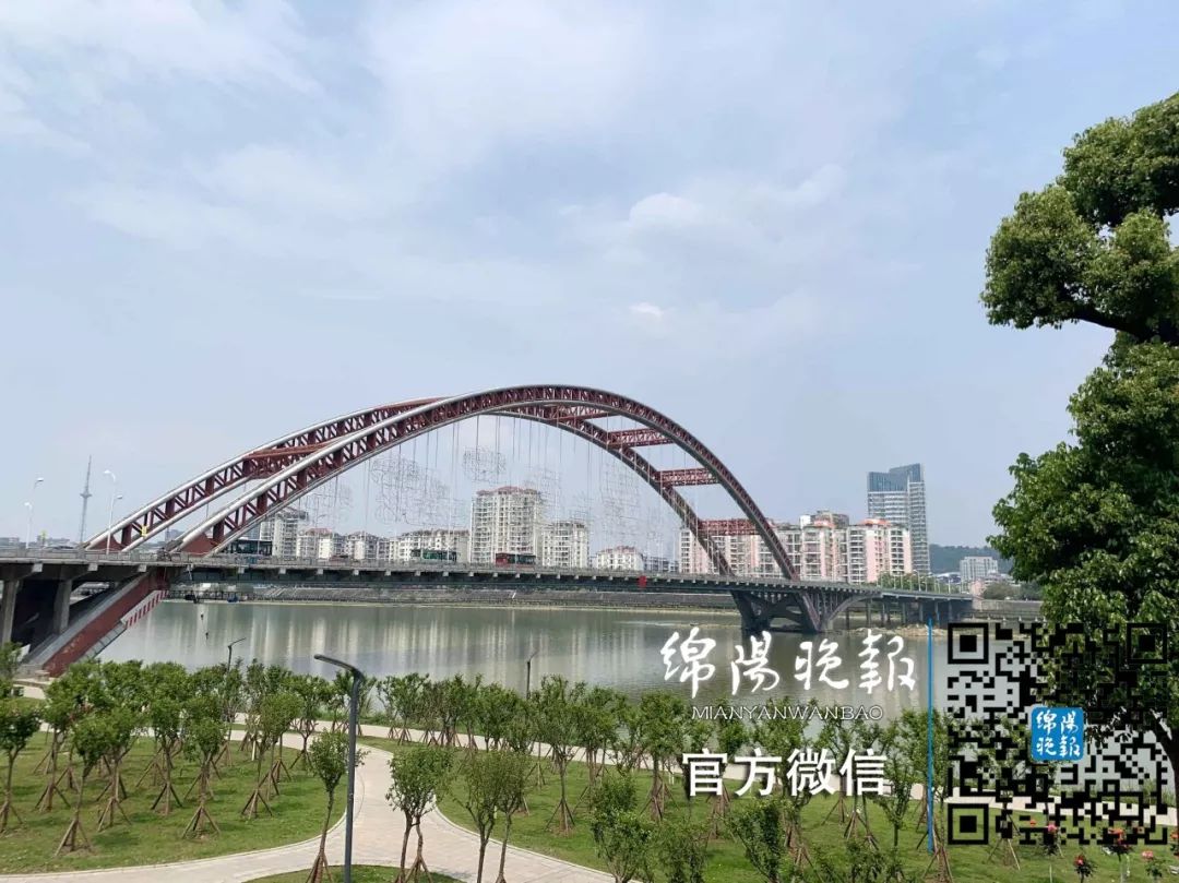 富乐大桥1985年,绵阳市建委及施工单位在市区马家巷11号拆除吴朝品