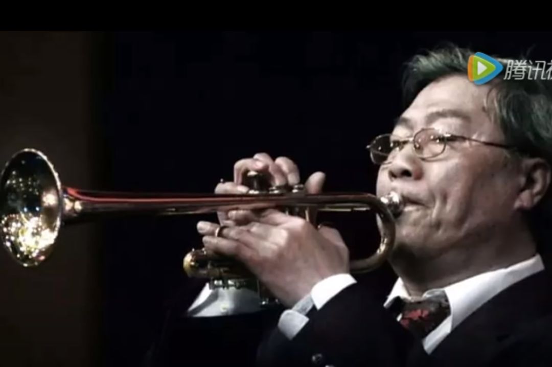 草原经典曲目《天边》,听过无数个版本,今天送给大家小号独奏的版本