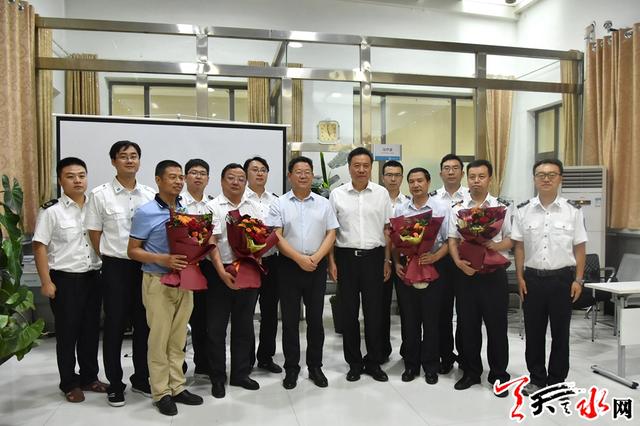 天水市举行庆祝第二届"中国医师节"暨先进表彰大会