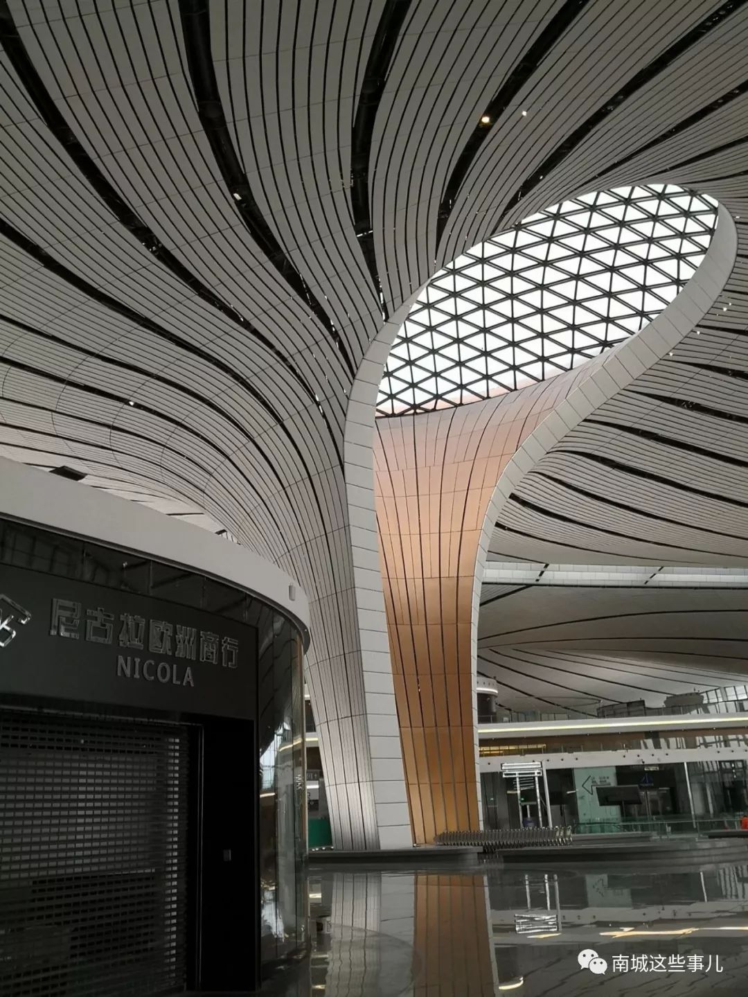 机场图片大厅 19f5e51320e740208fba17a5613f7335.jpeg