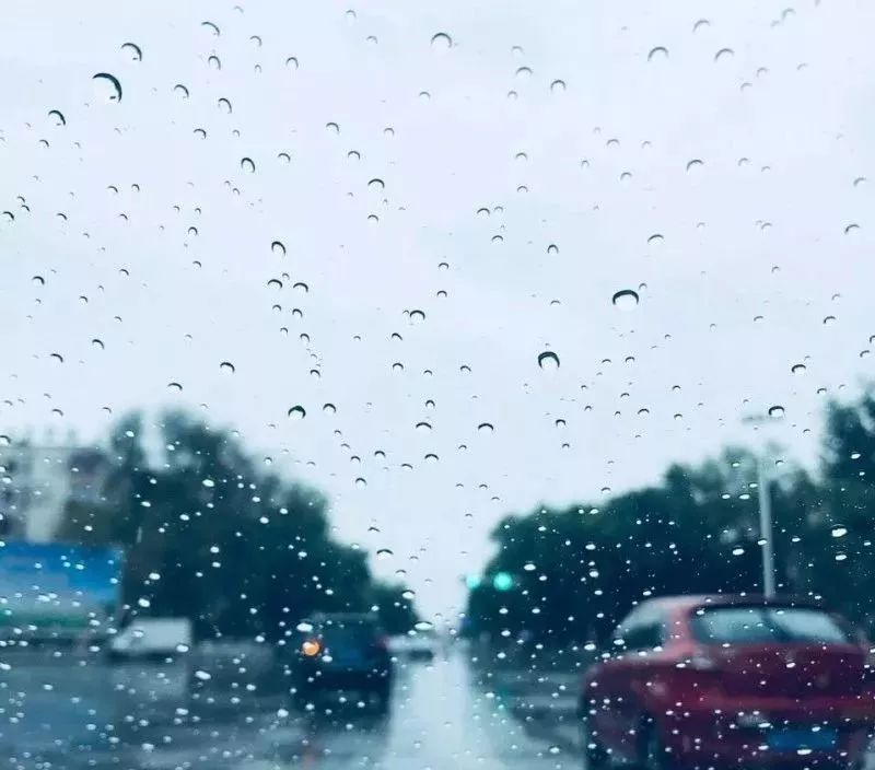 汉中人再忍忍,马上要降温下雨了!