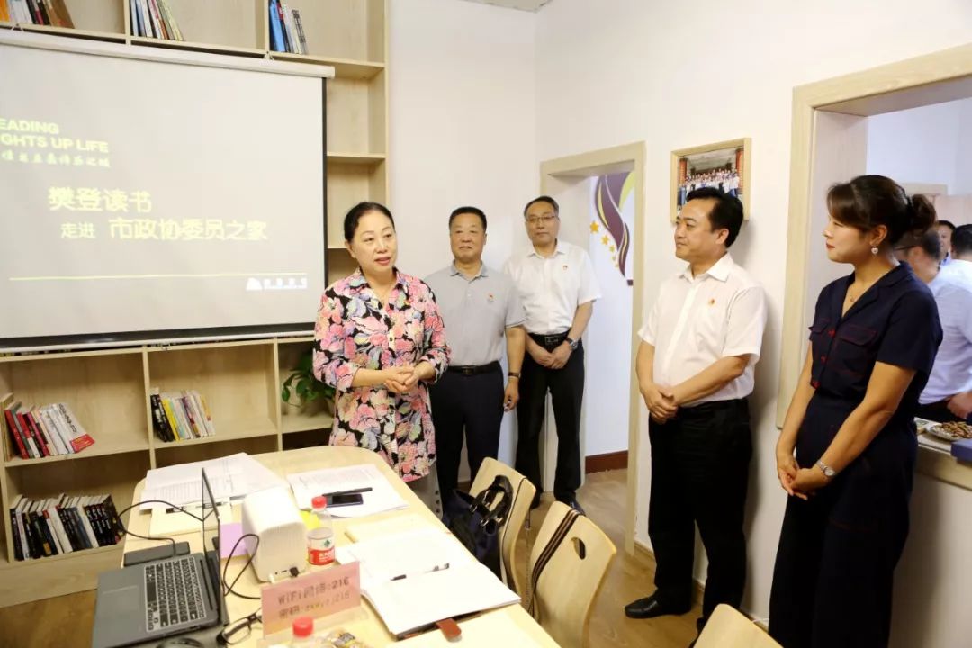 杨娅辉一行先后到沁阳永威学校,河南神农陶文化