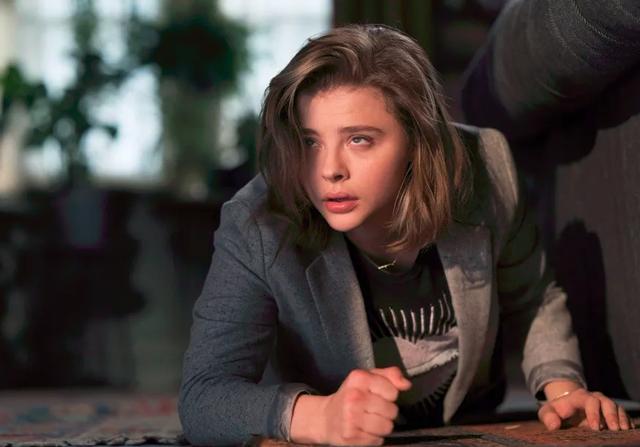 LES拉拉电影新片发送《遗孀秘闻》