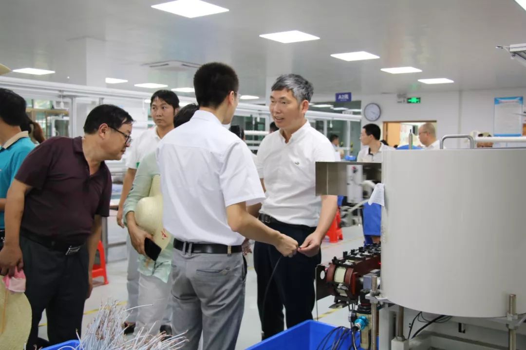 今天祯祥书记亲自率队鄱南鄱北兜兜转转为啥事这么奔忙