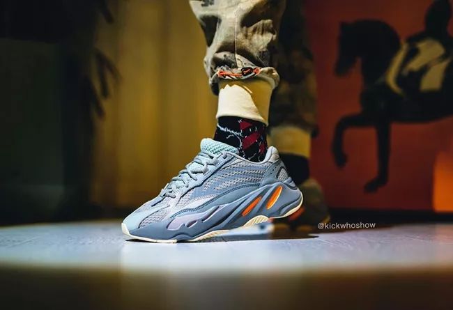 yeezy 700 inertia 3m