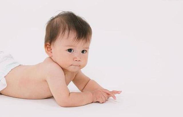                     原创            母亲常用的入睡方法，可能会损害婴儿大脑，宝妈们了解一下