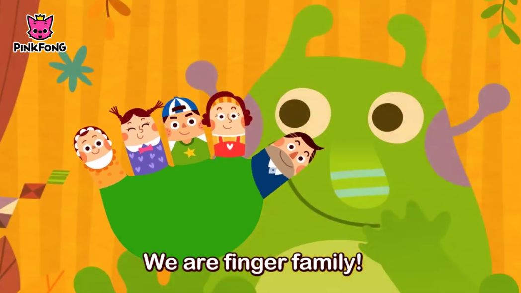 快逃. run away. 快逃. we are finger family! 我们是手指家庭!