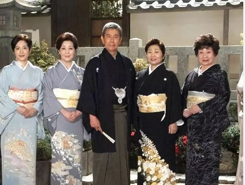 宇津井健与加濑文惠婚礼合影