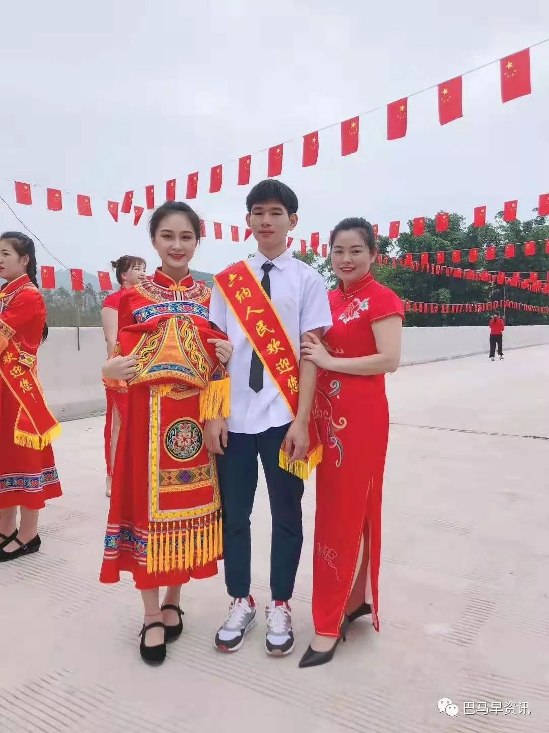 【祝贺】巴马六纳桥正式开通!举办山歌来庆祝!(附