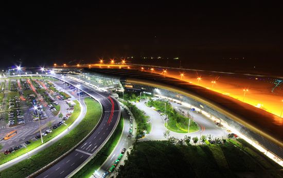合肥新桥国际机场的建设,事关安徽改革开放,加速崛起和长远发展的大局