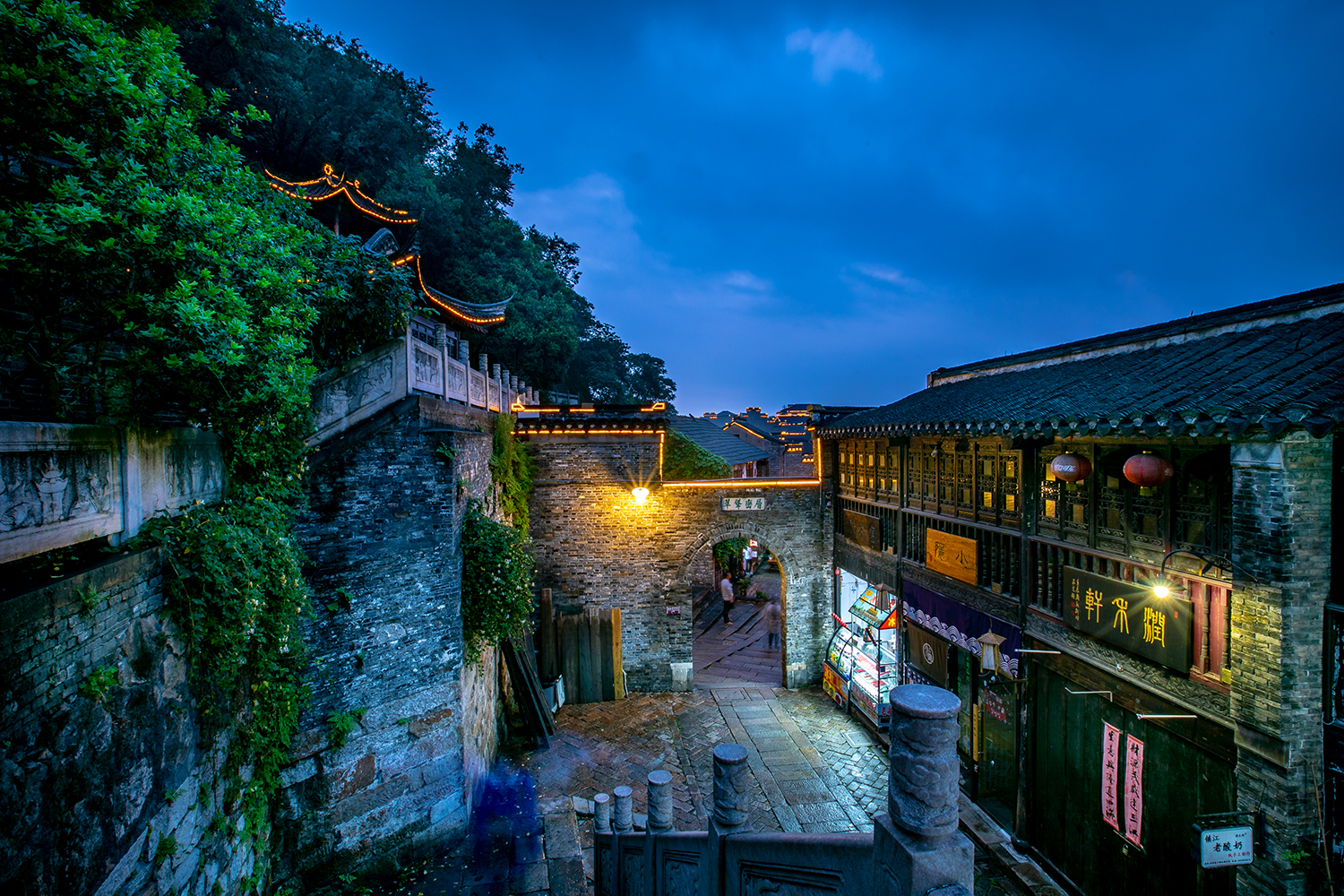 京口瓜洲一水间,写的原来是这个地方