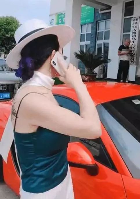 玛莎拉蒂女司机,保时捷女车主,劳斯莱斯女司机,也许并非太虚荣