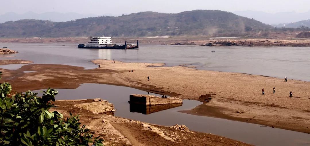 望江 e12e5cc28ec1408d95c008ef455e1c08.jpeg