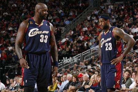 詹姆斯跟奥尼尔 e3bda7e913cc4ad294c8382b7245870a.jpeg