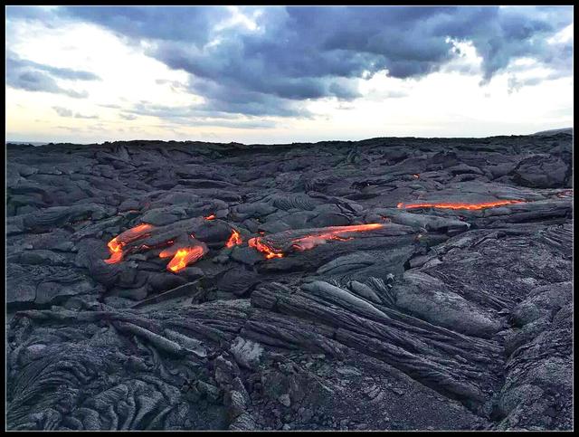 1979年新西兰空难飞机撞上活火山后解体乘客醒着坠入岩浆