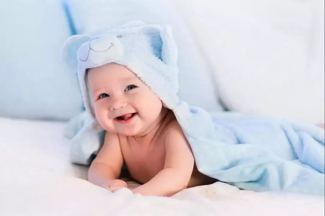                     哄宝宝睡觉时，注意避开这六个错误！