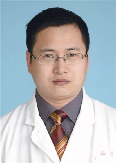 吴安04主任医师 象山一院医健集团总院超声科副主任 他深知作为一名合格的