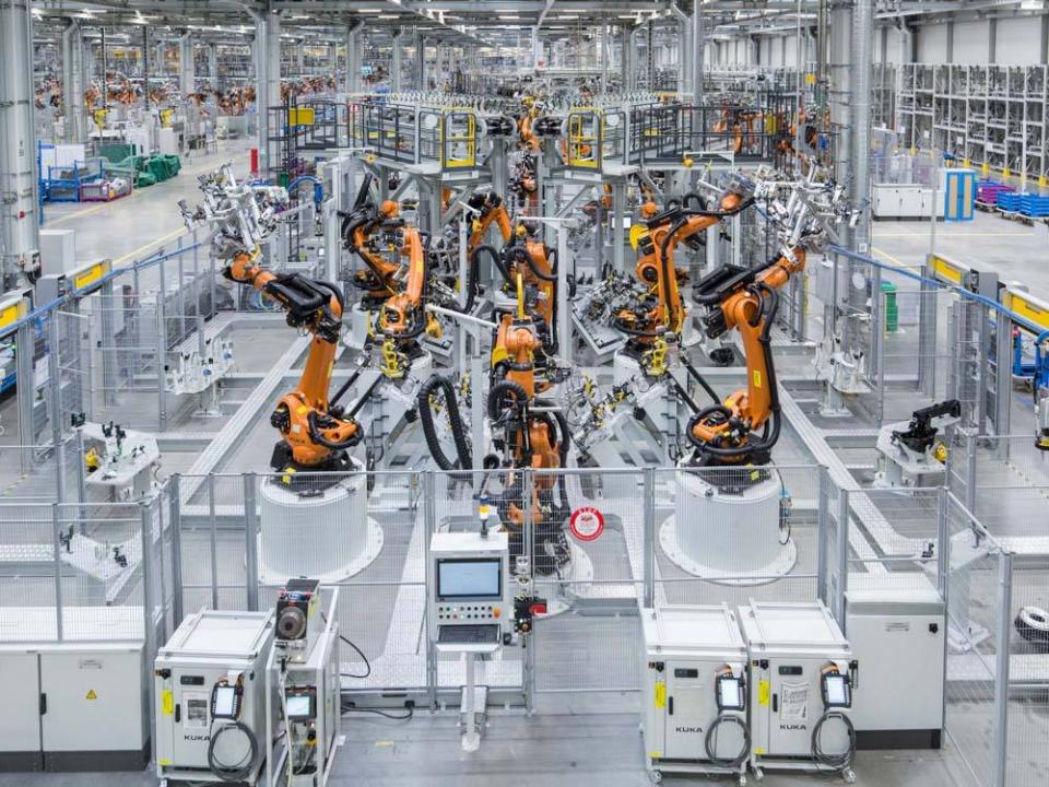 在国外的制造业发展过程中,工业自动化在其生产中占据着重要一环.