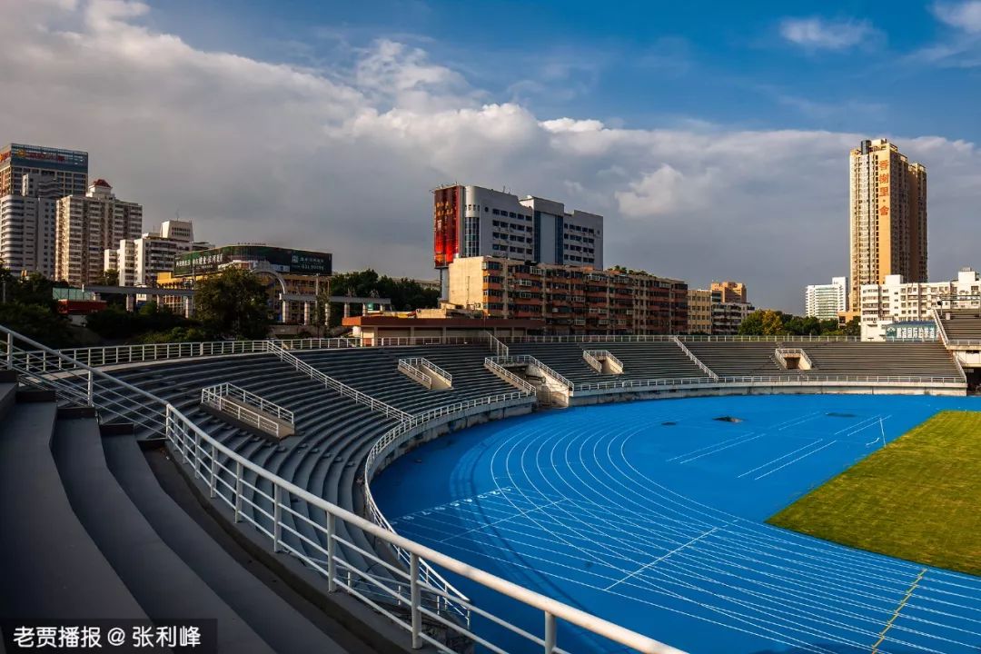 西工体育场大变样!洛阳又添城市"新名片".