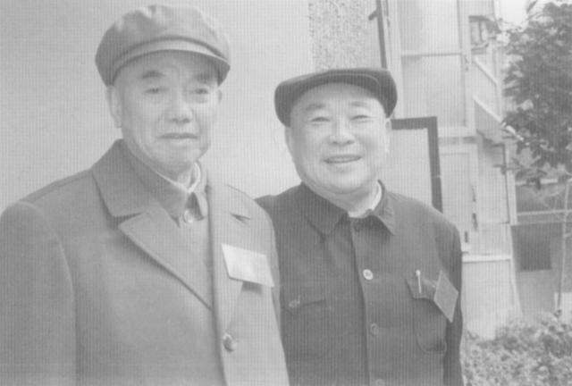 第五次反围剿后原湘鄂赣军区司令员叛变张云逸临危受命