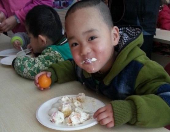                     这4种食物会“偷走”孩子的身高，家长再不阻止，就来不及了