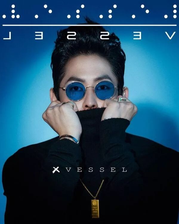 溥仪眼镜xvessel与吴建豪一起玩转潮流美学