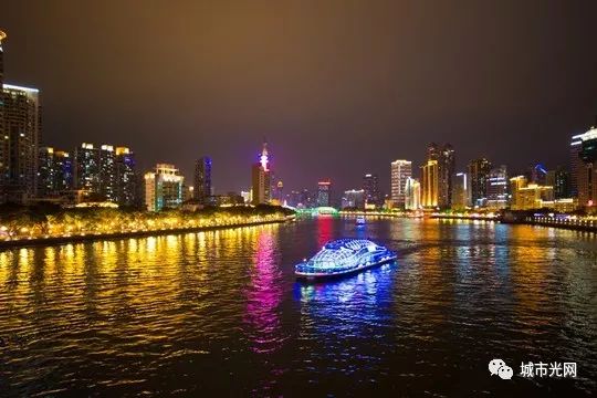 广州夜经济总量_广州上海经济对比(2)