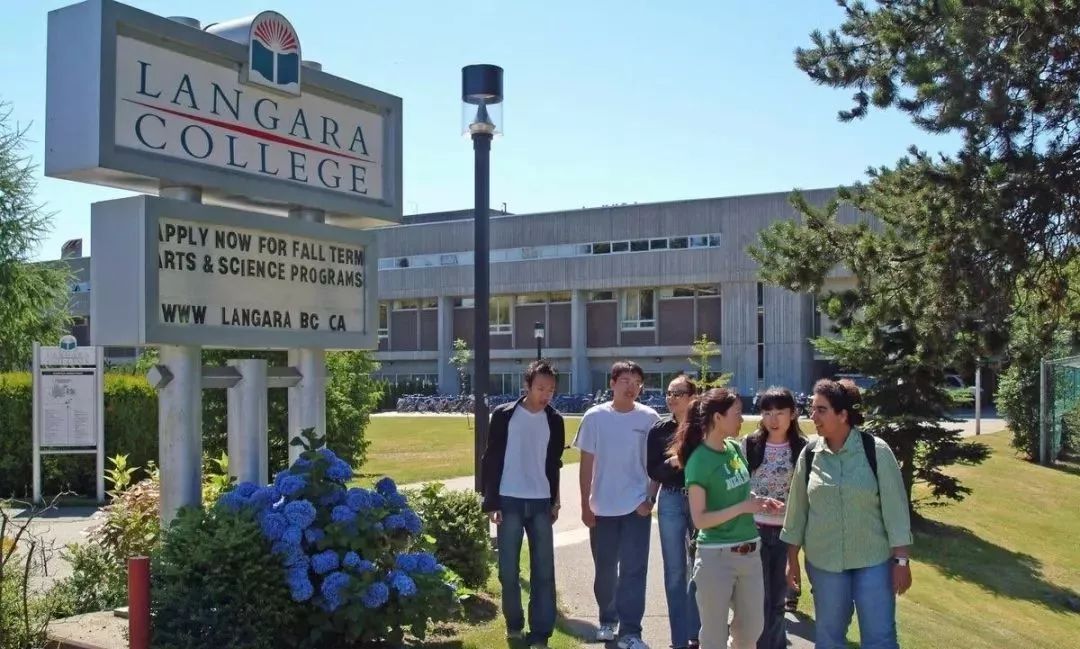 加拿大兰加拉学院转学分课程给你一条通往名校的捷径