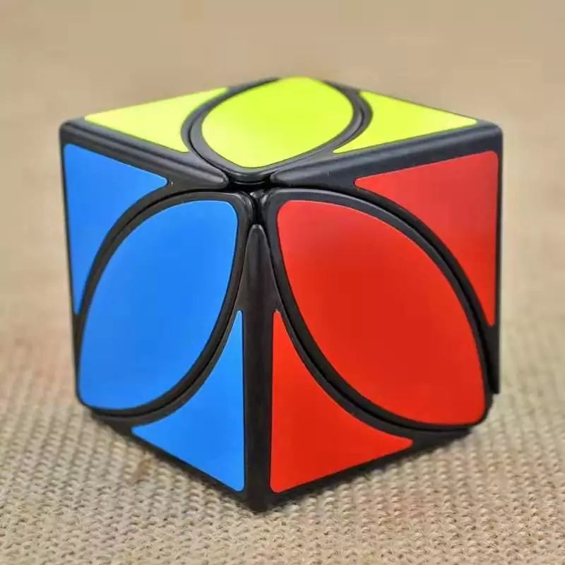 魔方是什么类型的玩具 a254762ec178419d90eca4b3b6bbd71c.jpeg