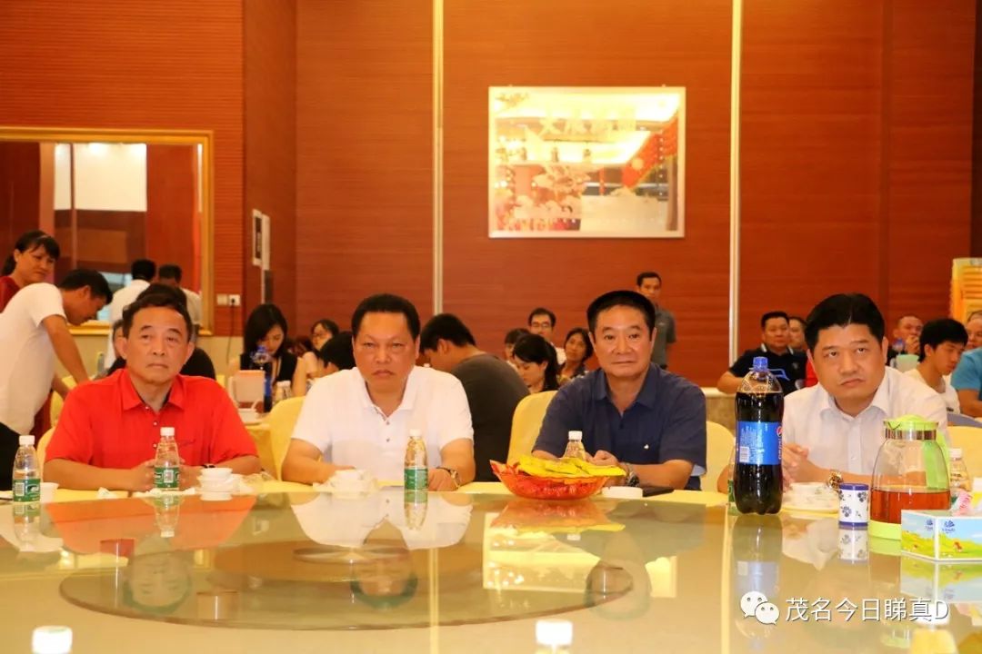 陈华伟发话化州学子考上清华北大每人重奖12万以上