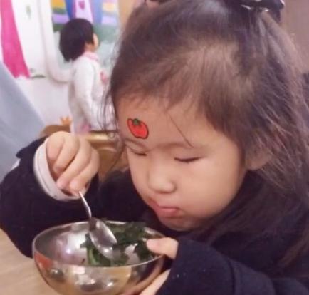                     这4种食物会“偷走”孩子的身高，家长再不阻止，就来不及了