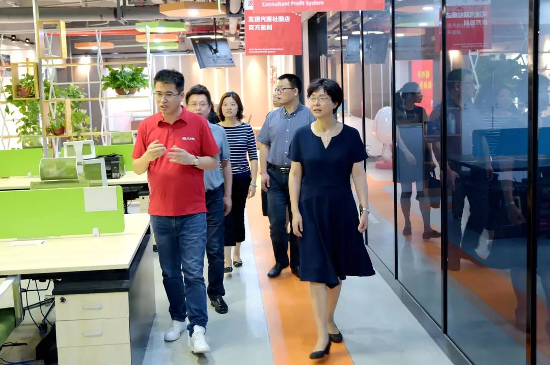 调研促发展把脉解难题区长陈嵘调研木渎