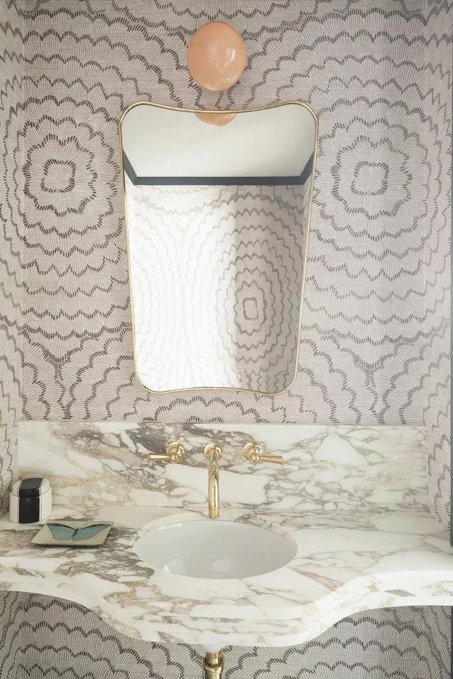 从经典印花到现代诠释 11个浴室壁纸的想法 设计