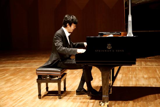 2019李云迪钢琴音乐会山站,他的音符中有遗留的