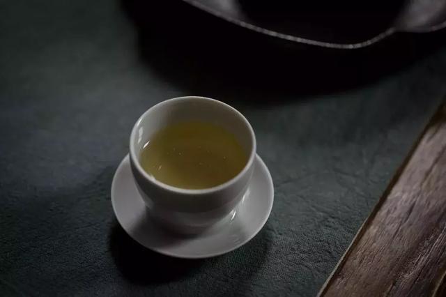 閿欎贡鏃剁┖闄剁瑳鏇茶_贡茶图片