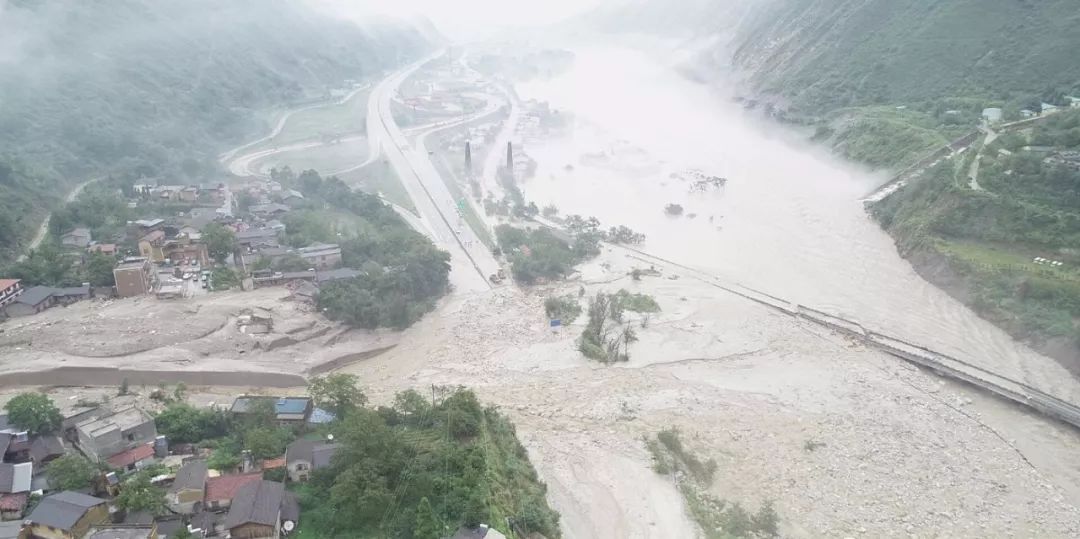 汶川迁移人口_汶川地震(2)